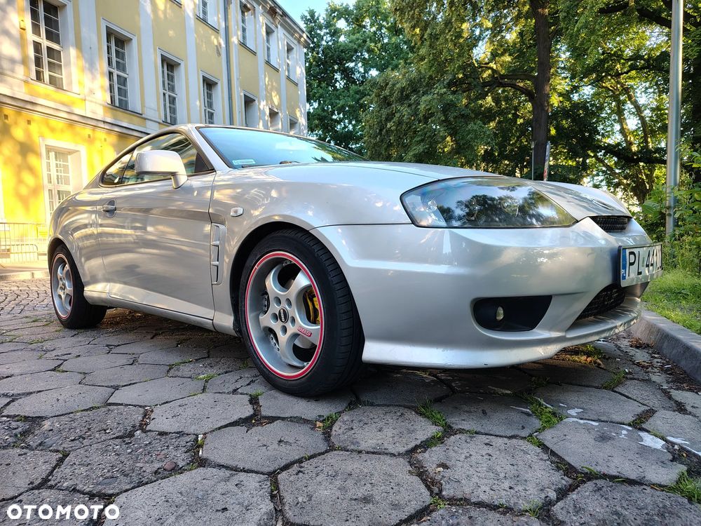 Hyundai Coupe - 3