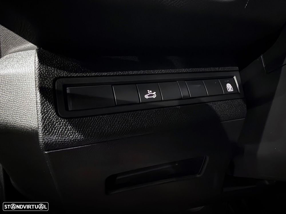 Peugeot 5008 1.5 BlueHDi Allure Pack EAT8 - 30