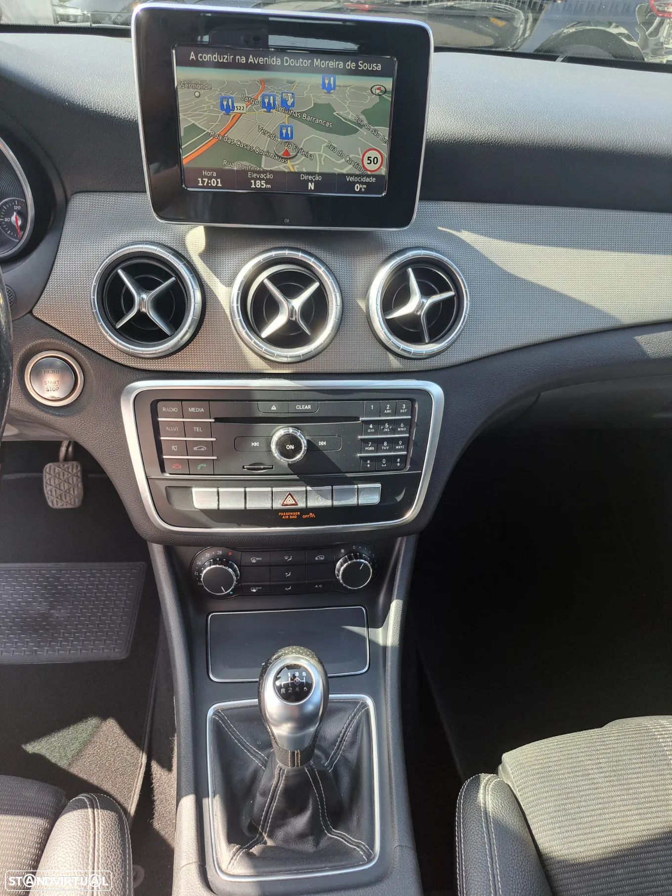 Mercedes-Benz CLA 180 d Shooting Brake Urban - 14