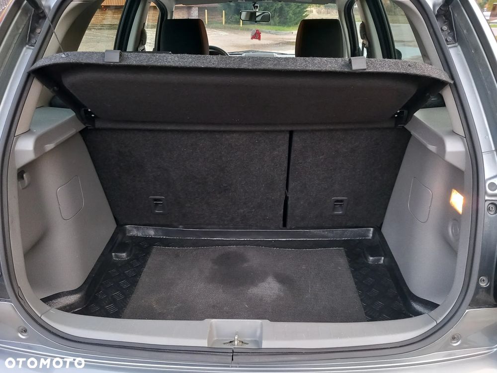 Suzuki SX4 1.6 VVT 4x4 Style - 18