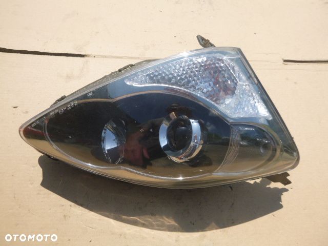 LAMPA PRAWY PRZÓD PRAWA PRZEDNIA HONDA CIVIC VII LIFT HB 5D 04-06 - 10