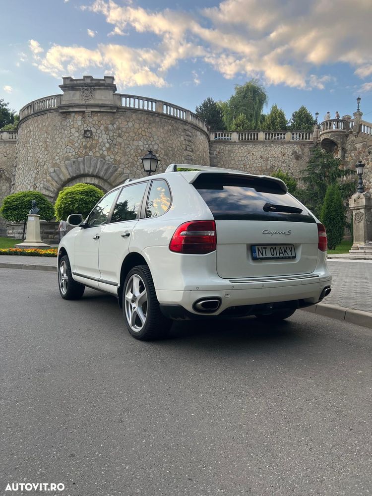 Porsche Cayenne - 3