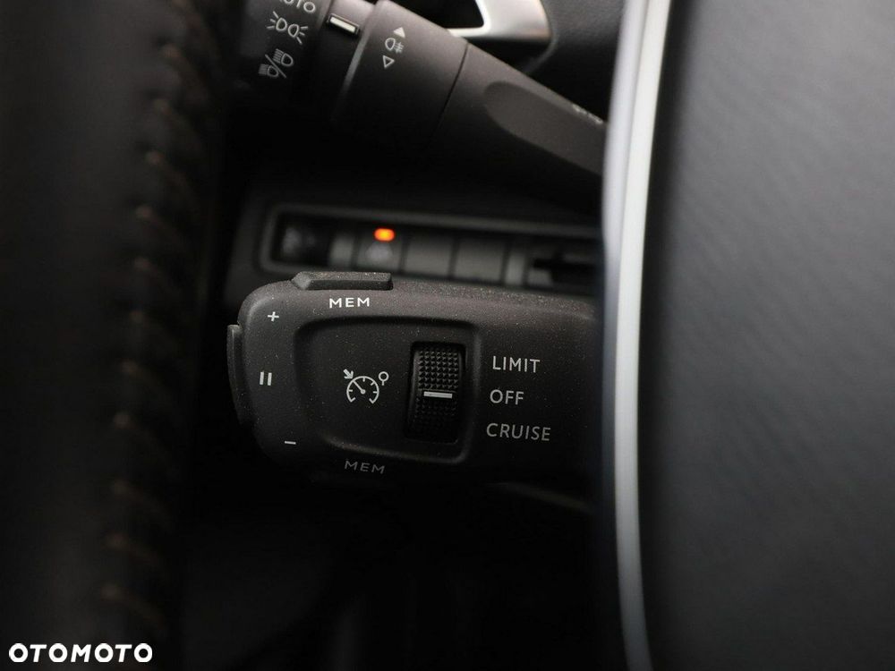 Peugeot 3008 BlueHDi 130 Stop & Start Active - 34