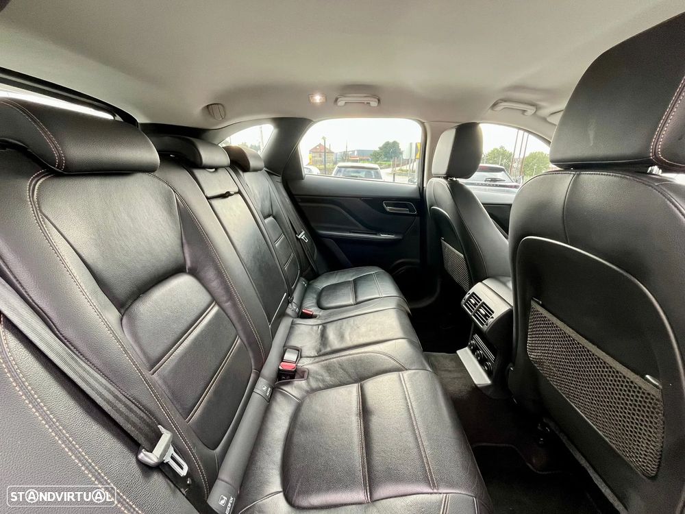 Jaguar F-Pace 2.0 i4D Prestige AWD Aut. - 14