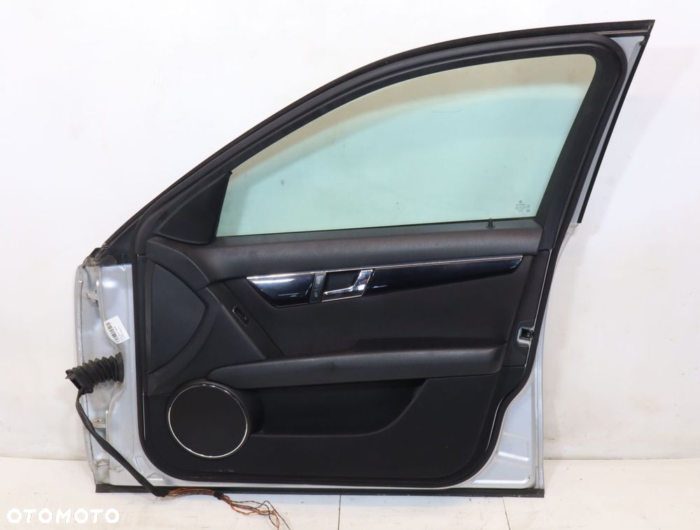 DRZWI PRAWY PRZÓD MERCEDES C KLASA W204 775 - 2