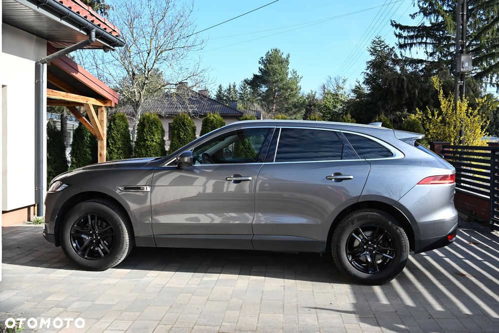 Jaguar F-Pace 2018 photo 5