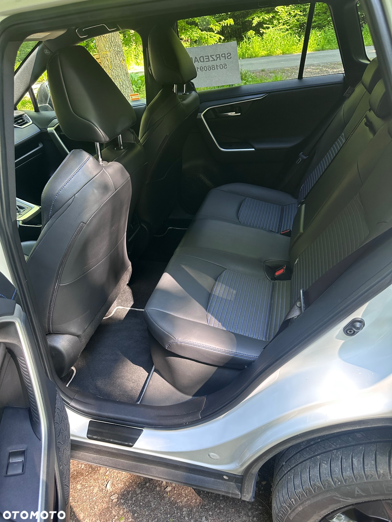 Toyota RAV4 - 7