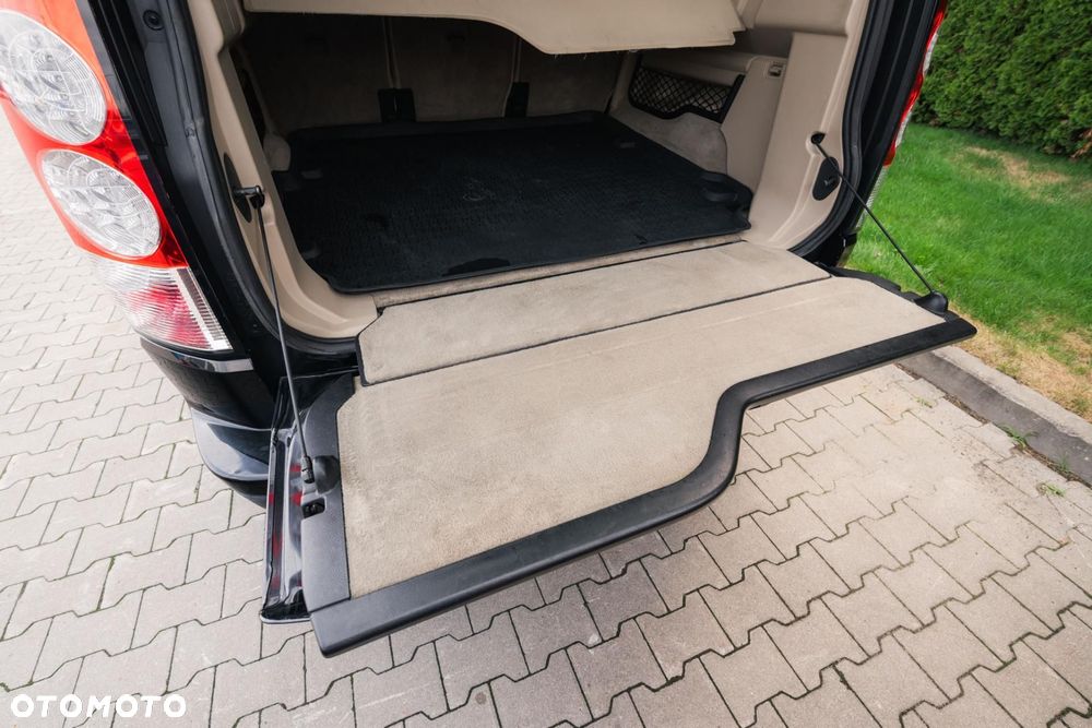 Land Rover Discovery - 37
