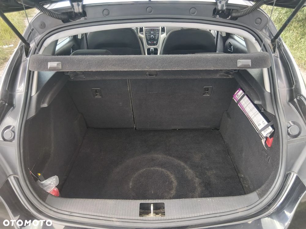 Opel Astra 1.4 T Enjoy - 9