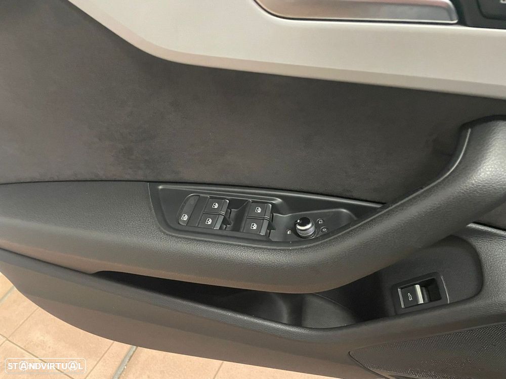 Audi A4 Avant 2.0 TDI S-line - 17