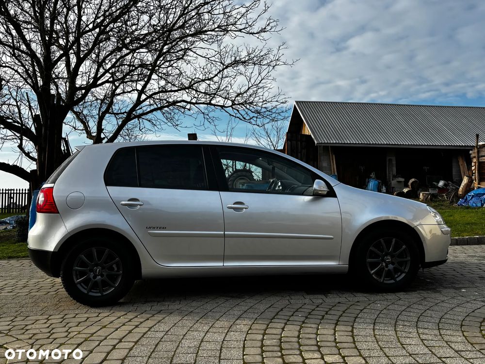 Volkswagen Golf 1.4 TSI Comfortline - 6