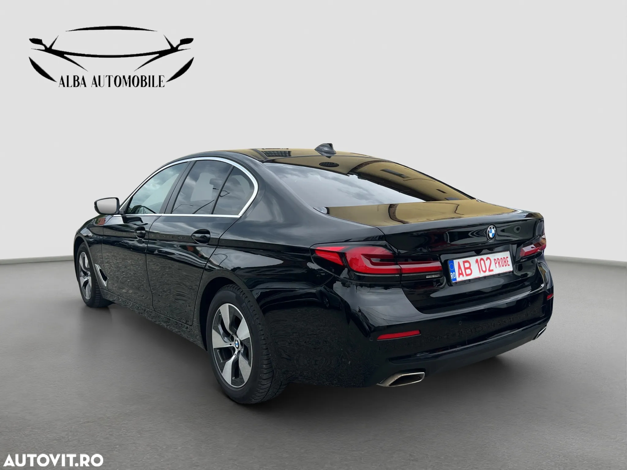 BMW Seria 5 520d Efficient Dynamics Edition Aut. Sport Line - 4