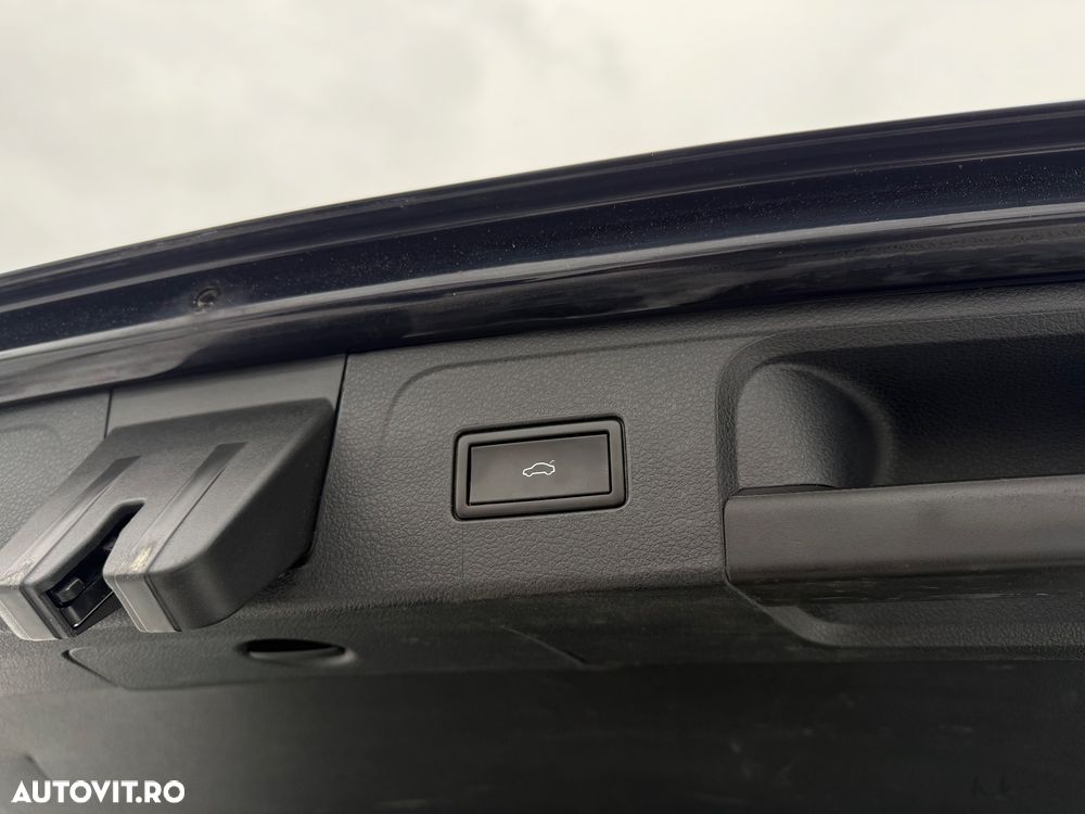 Volkswagen Passat Alltrack 2.0 TDI SCR 4Motion DSG (BMT) - 23