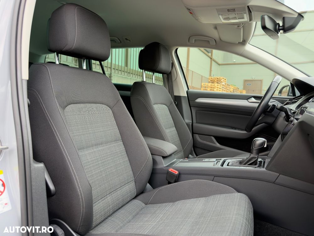 Volkswagen Passat 2.0 TDI SCR DSG Business - 30