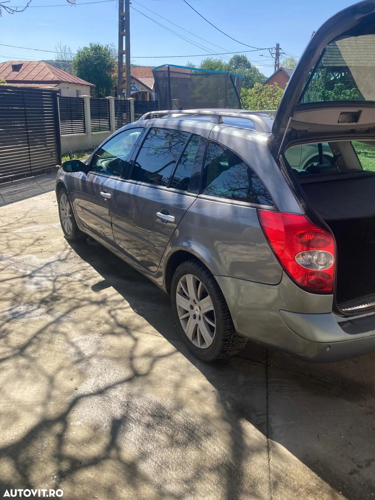 Renault Laguna 2.0dCi Initiale - 3