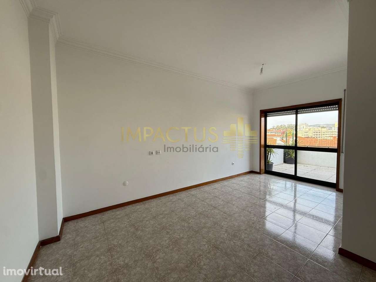 Apartamento T2 no centro - Grande imagem: 2/12