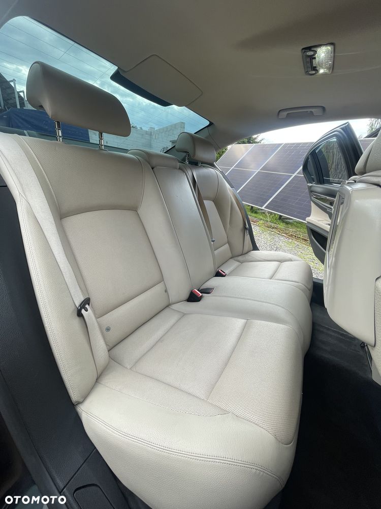 BMW Seria 7 740d xDrive - 30