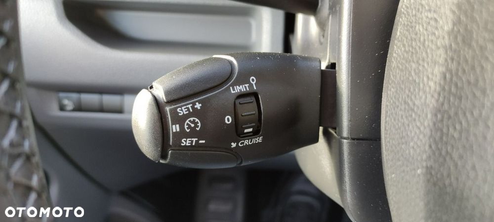 Peugeot Expert - 32