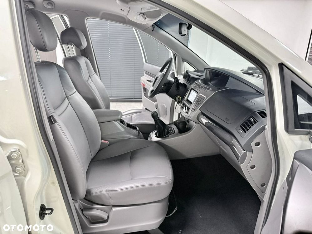 SsangYong/KGM Rodius 2.0 e-XDi200 Sapphire - 36