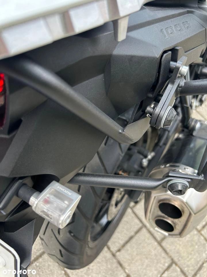 Suzuki V-STROM - 13