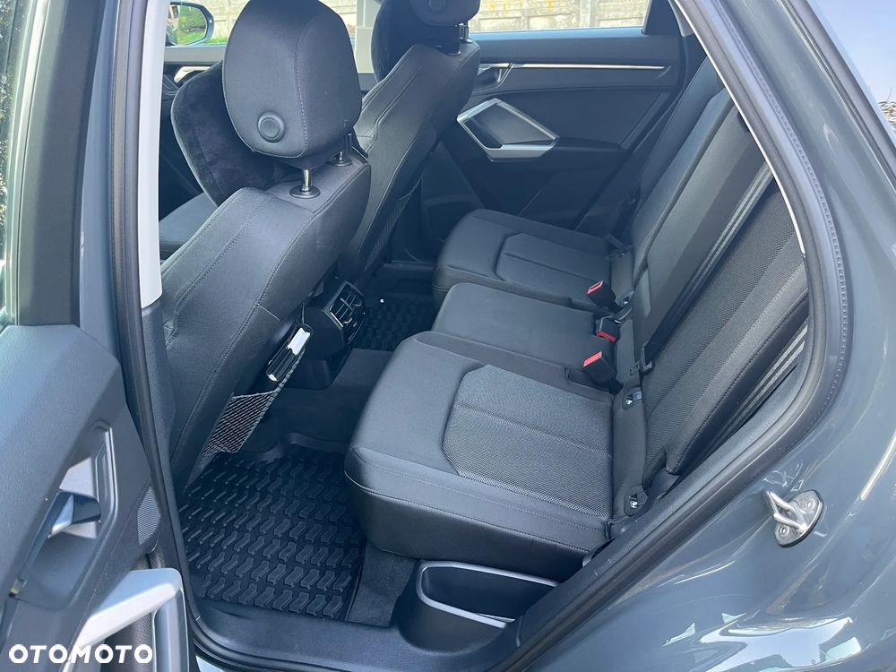 Audi Q3 35 TFSI S tronic - 12