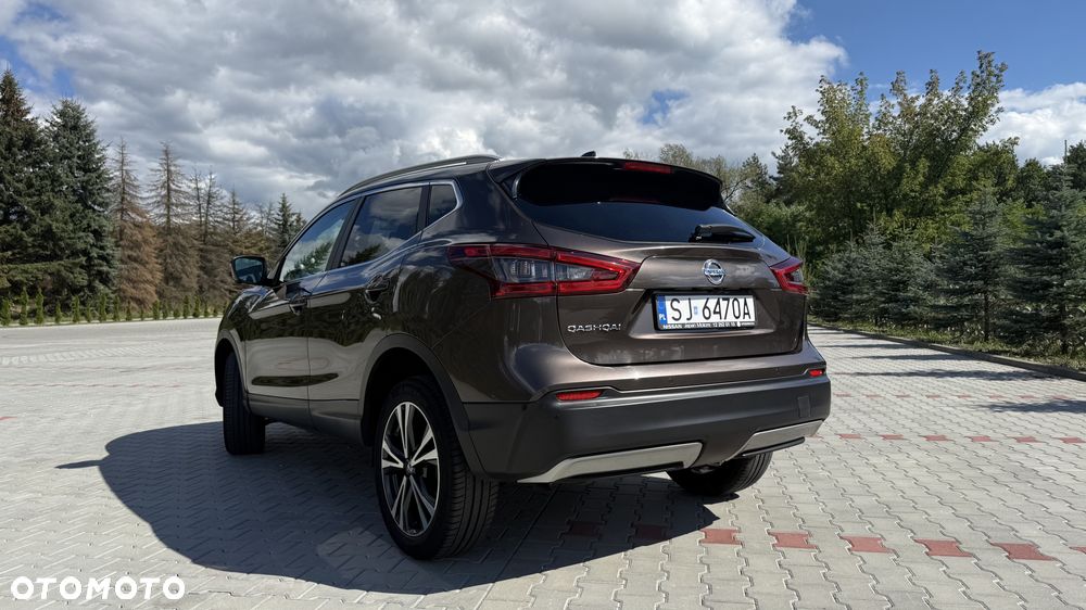 Nissan Qashqai 1.3 DIG-T N-Connecta - 17