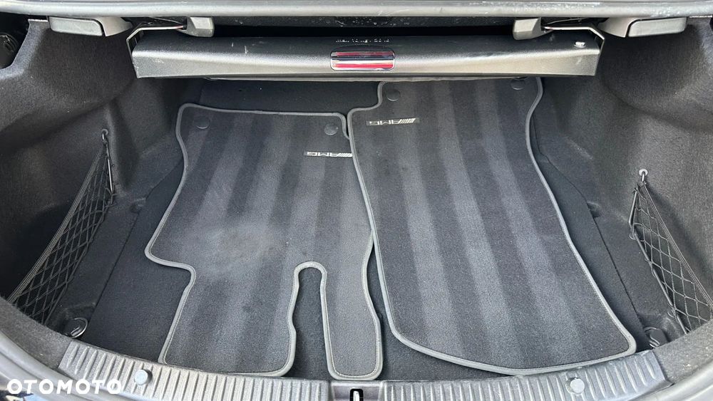 Mercedes-Benz Klasa C 300 9G-TRONIC AMG Line - 29