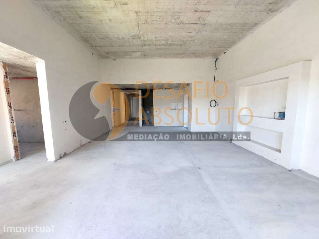 Moradia Isolada Térrea T5 c/ Piscina e Garagem - Brejos de Azeitão - Grande imagem: 2/40