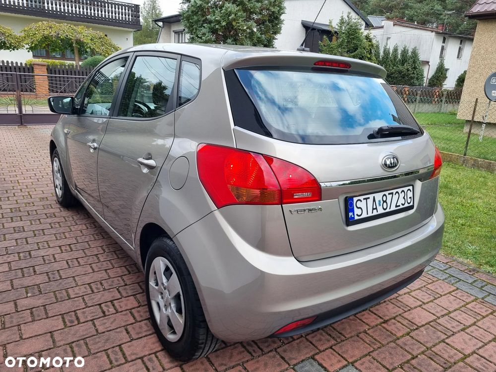 Kia Venga 1.4 CVVT Titanium Collection - 6