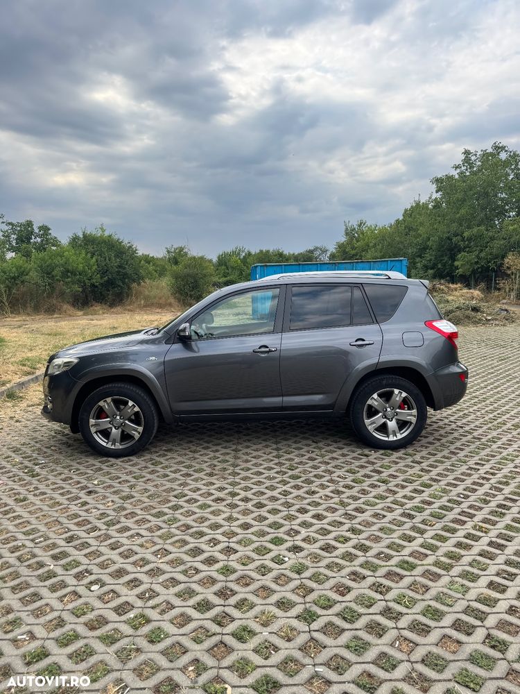 Toyota RAV4 2.2 D-CAT AWD Aut Luxury - 6