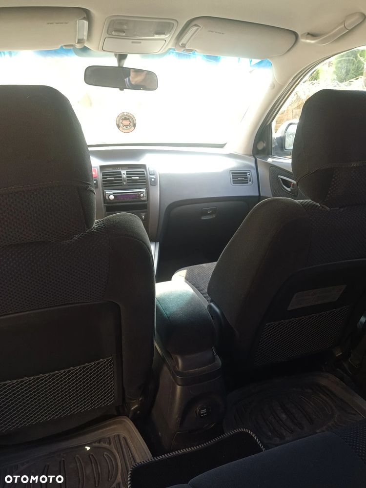 Hyundai Tucson 2.0 CRDi VGT 4WD GLS - 13