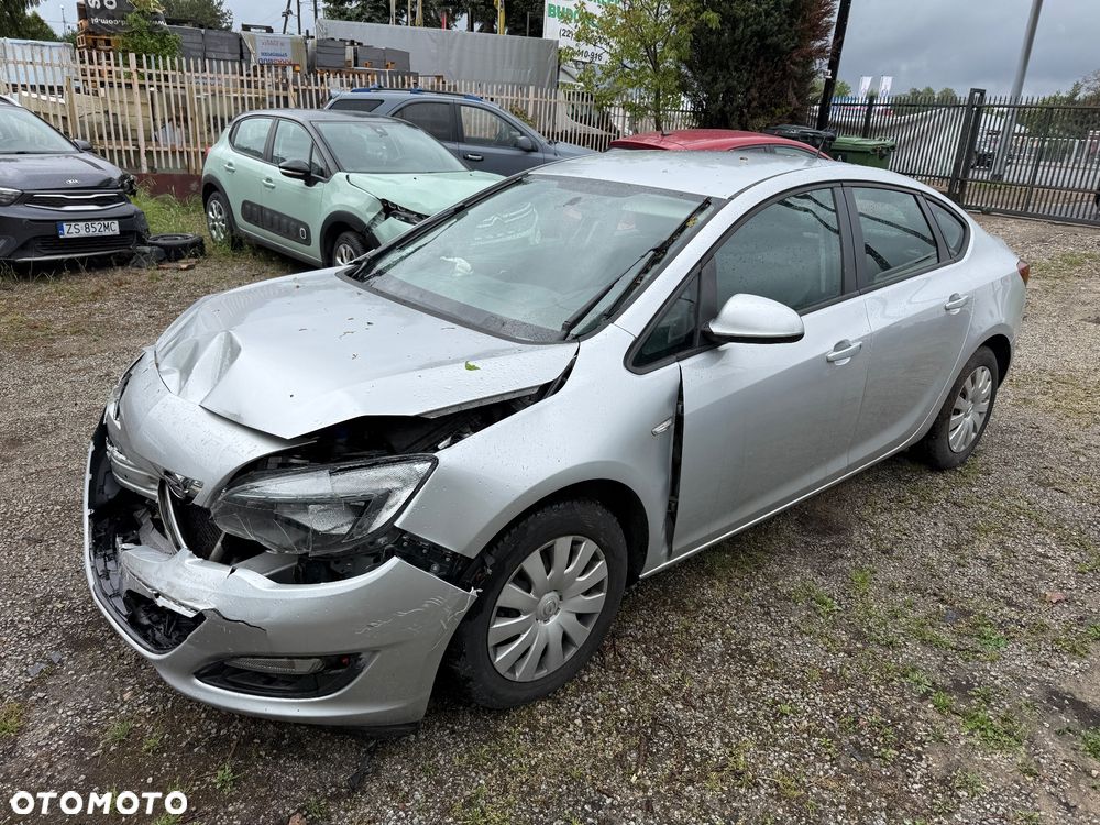 Opel Astra 1.4 T Business EU6 - 6