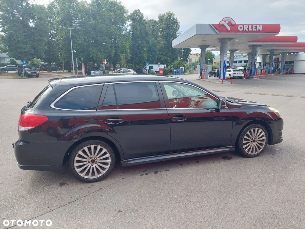 Subaru Legacy 2.5i GT - 6