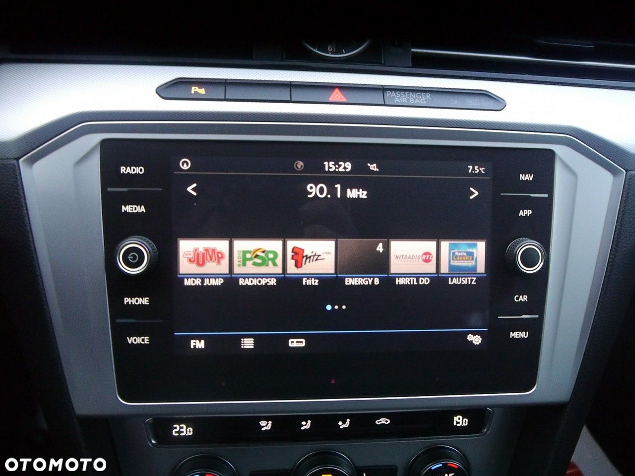 Volkswagen Passat Variant 1.6 TDI (BlueMotion Technology) Comfortline - 18