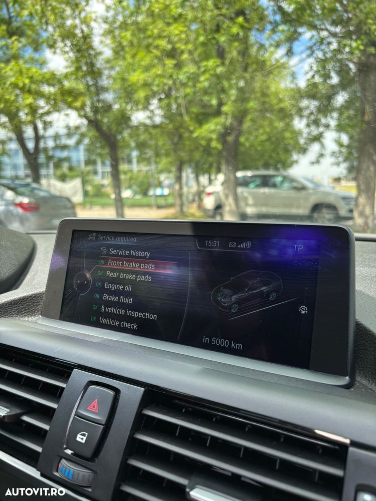 BMW Seria 2 220i Sport-Aut. Modern Line - 18