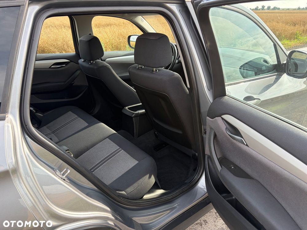 BMW X1 sDrive18d - 17