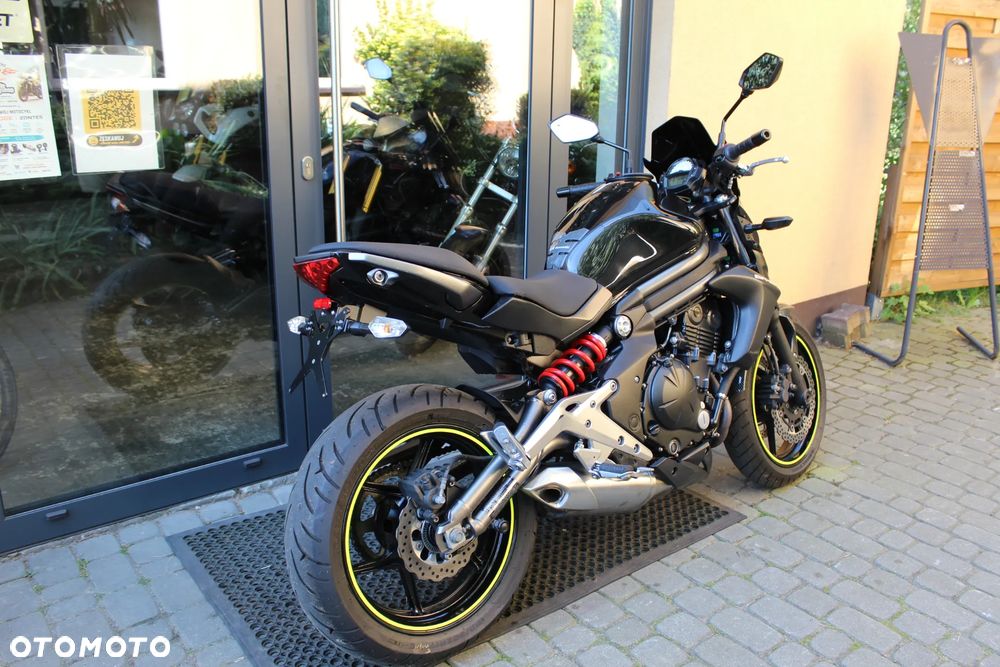 Kawasaki ER - 9