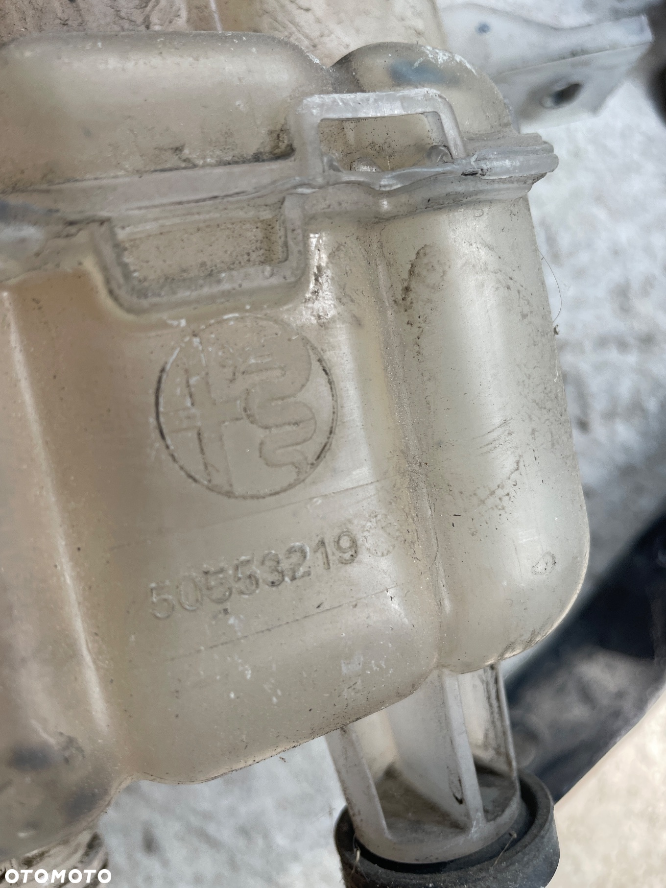 Zbiorniczek wyrównawczy płynu chłodniczego Alfa Romeo Stelvio 50553219 - 4