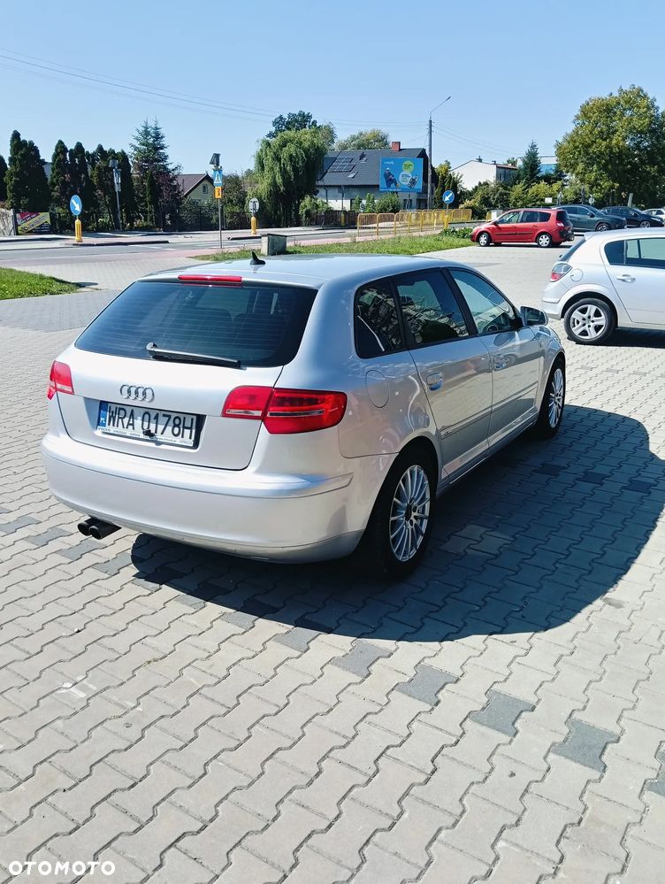 Audi A3 Sportback - 4