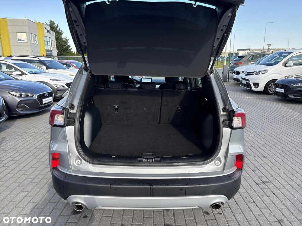 Ford Kuga - 28