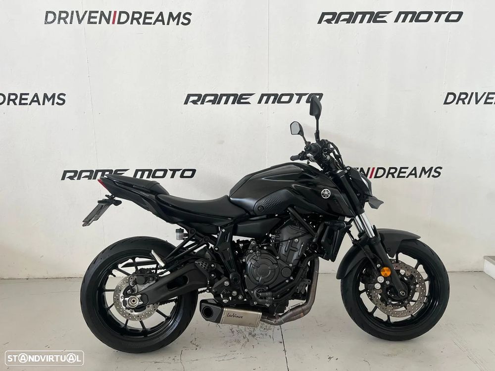 Yamaha MT-07 - 2