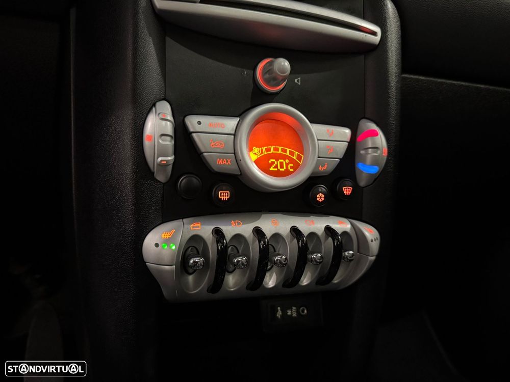 MINI 3 Portas Cooper D - 9