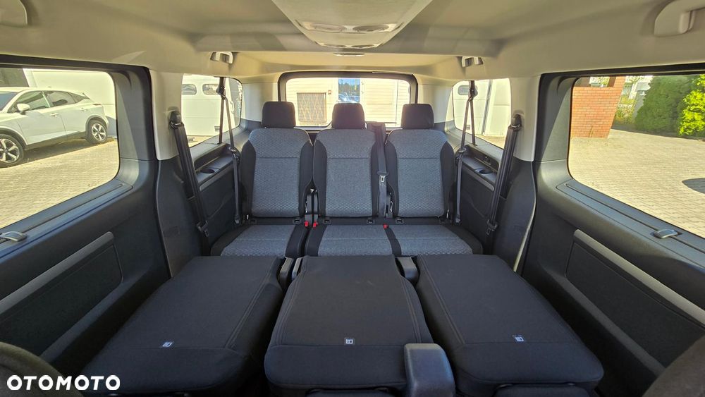 Peugeot Traveller 2.2 BlueHDi Long Business EAT8 - 8