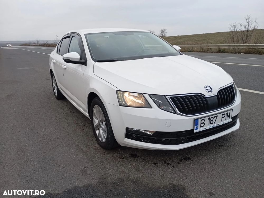Skoda Octavia 1.6 TDI Active - 2