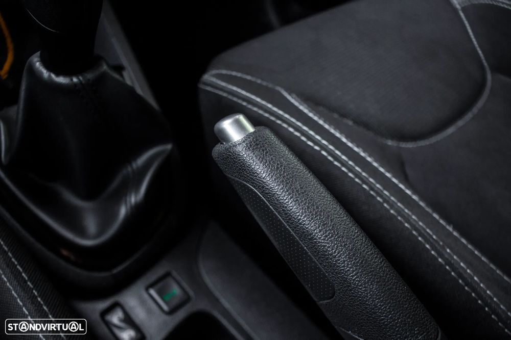 Renault Clio Sport Tourer 1.5 dCi Confort - 16