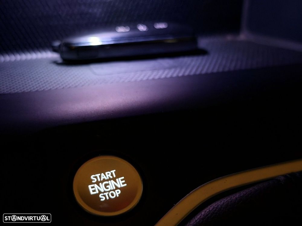 VW Golf 1.0 TSI Confortline - 21