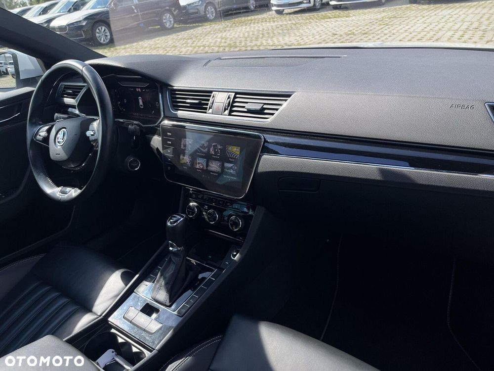 Skoda Superb 2.0 TDI SCR L&K DSG - 12