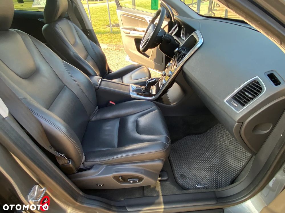 Volvo XC 60 D3 Drive-E Summum - 21