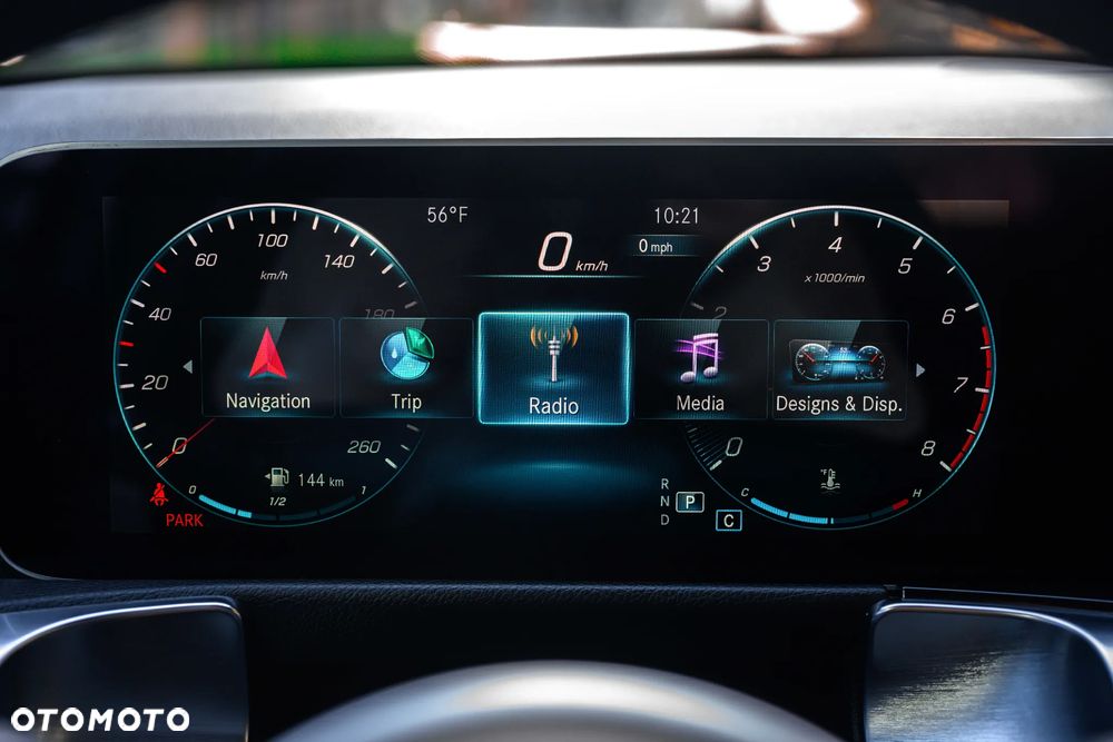 Mercedes-Benz GLB 250 Progressive 8G-DCT - 26