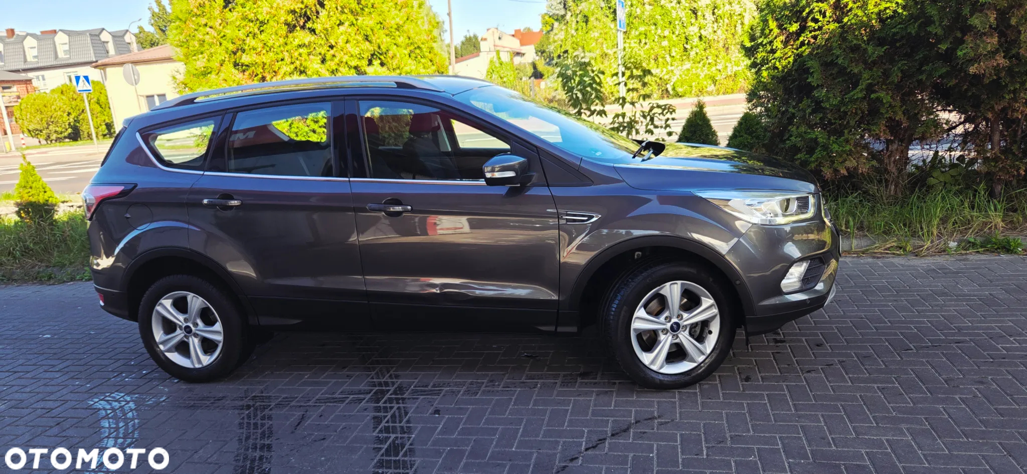 Ford Kuga 1.5 EcoBoost FWD Edition ASS MMT6 - 17